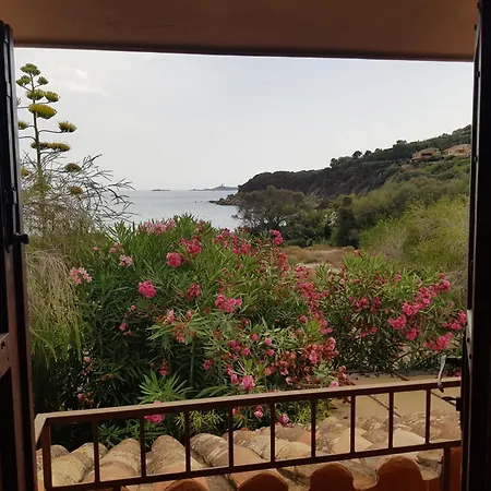 Brezza Marina בית נופש Is Traias